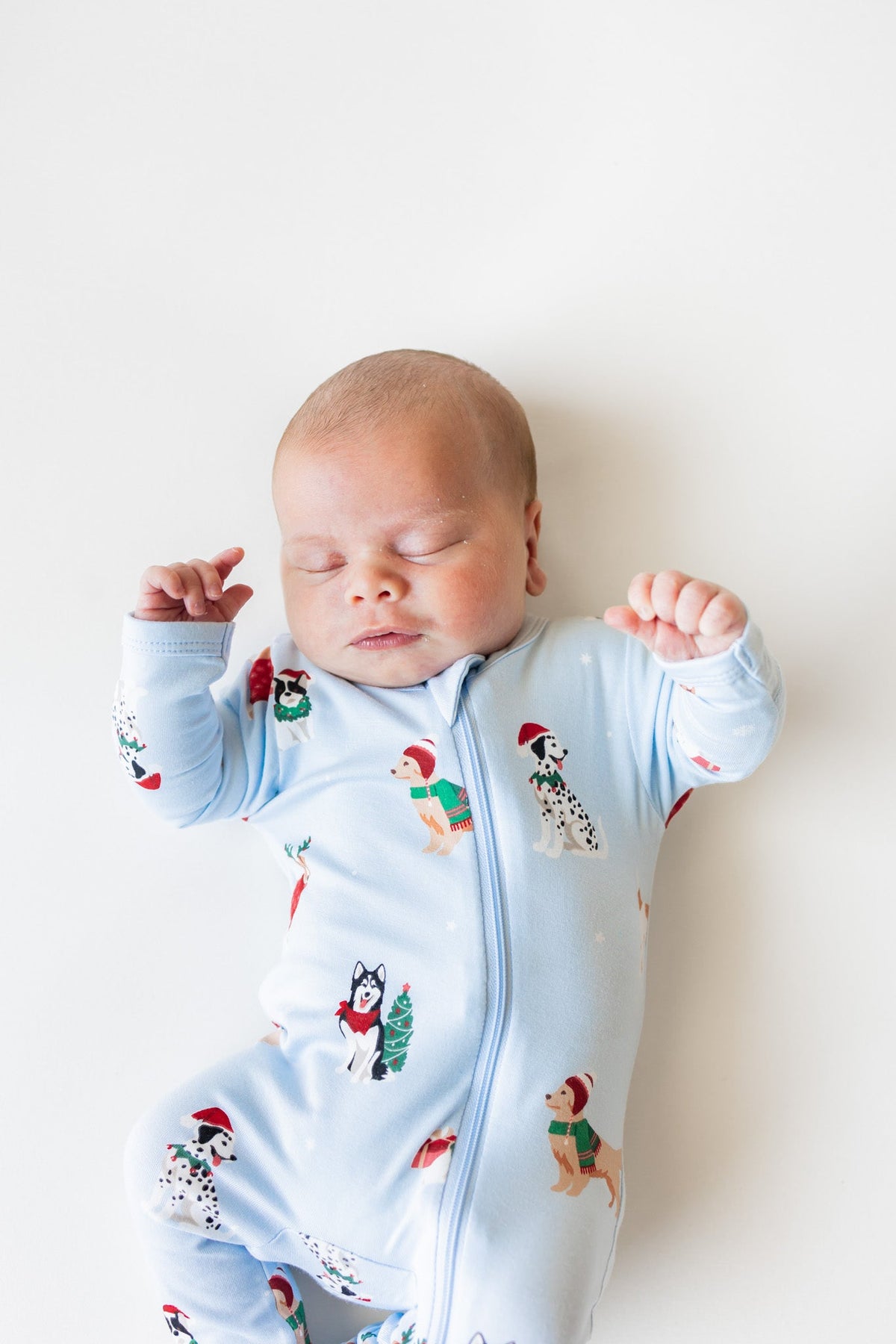 Kyte Baby Zippered Footie in Holiday Pups - Princess and the Pea Boutique