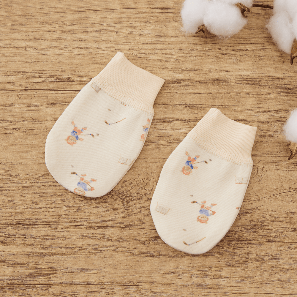 Blara Organic Mitten - Hockey Print - Princess and the Pea Boutique
