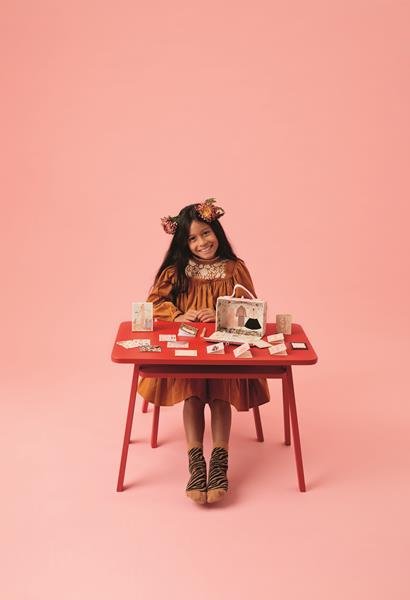 Djeco Stationery case - Tinou Case - Princess and the Pea Boutique