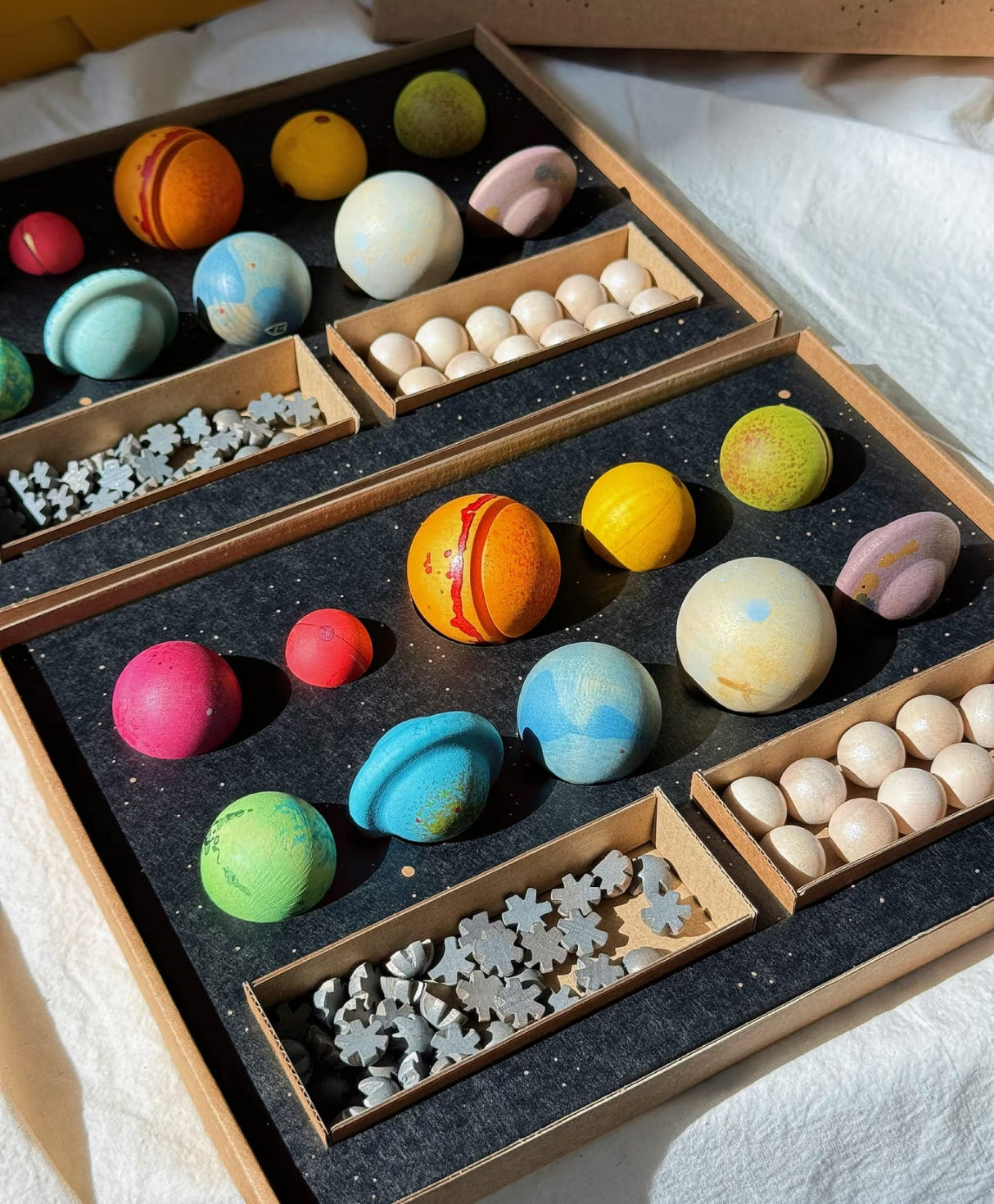 Grapat - Wood Dear Universe - Princess and the Pea Boutique