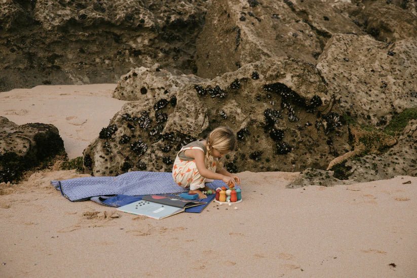 Grapat - Wood Dear Universe - Princess and the Pea Boutique