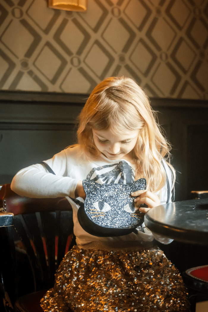 Great Pretenders - Cat's Meow Black Chunky Glitter Kitty Purse - Princess and the Pea Boutique