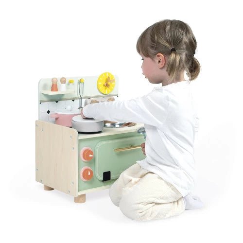 Janod Shiny Grandma Small Wooden Kitchen - Princess and the Pea Boutique