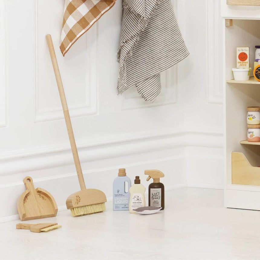 Le Toy Van Eco-Friendly Cleaning Set - Princess and the Pea Boutique