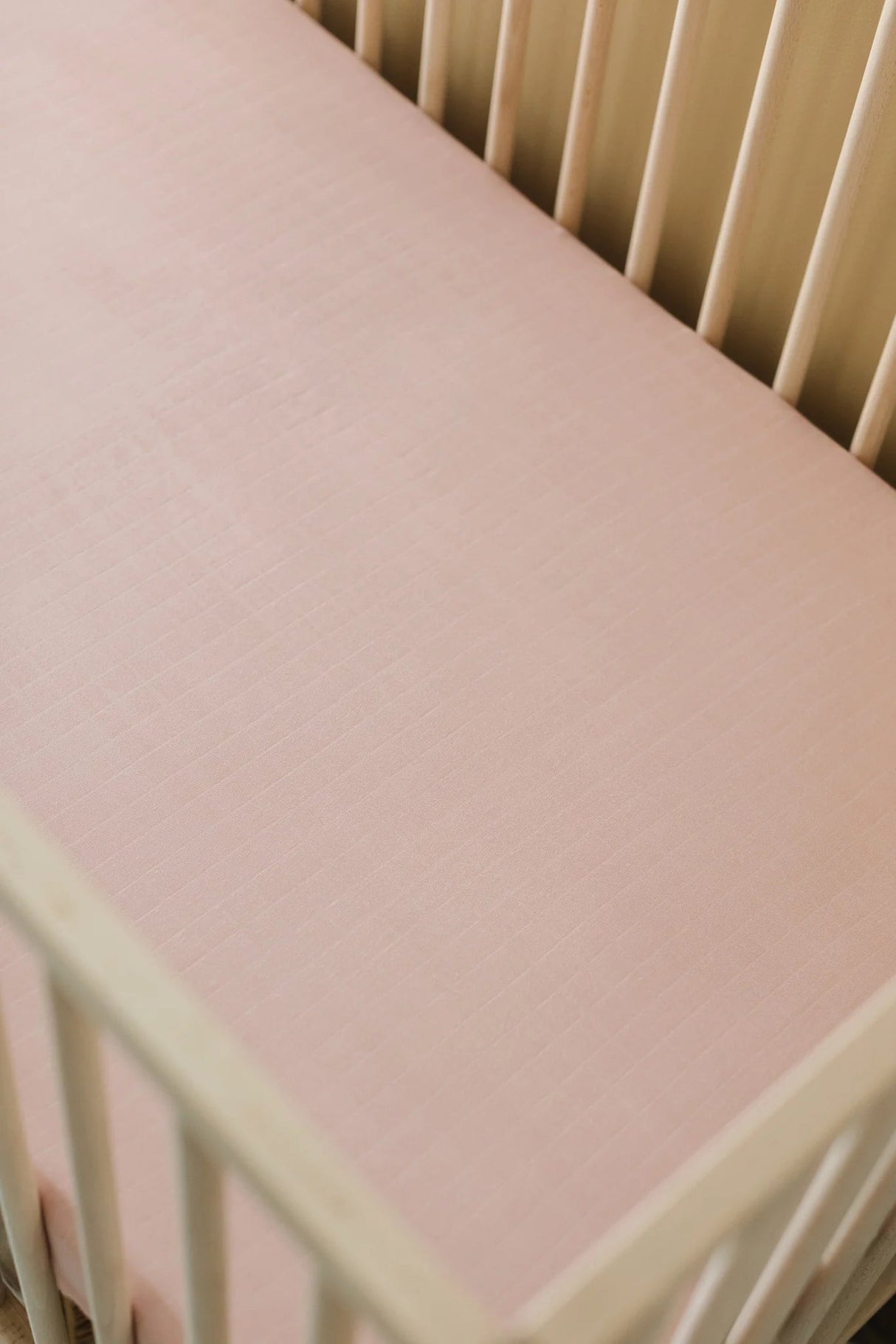 Lil North Co. Muslin Crib Sheet - Dusty Pink - Princess and the Pea Boutique