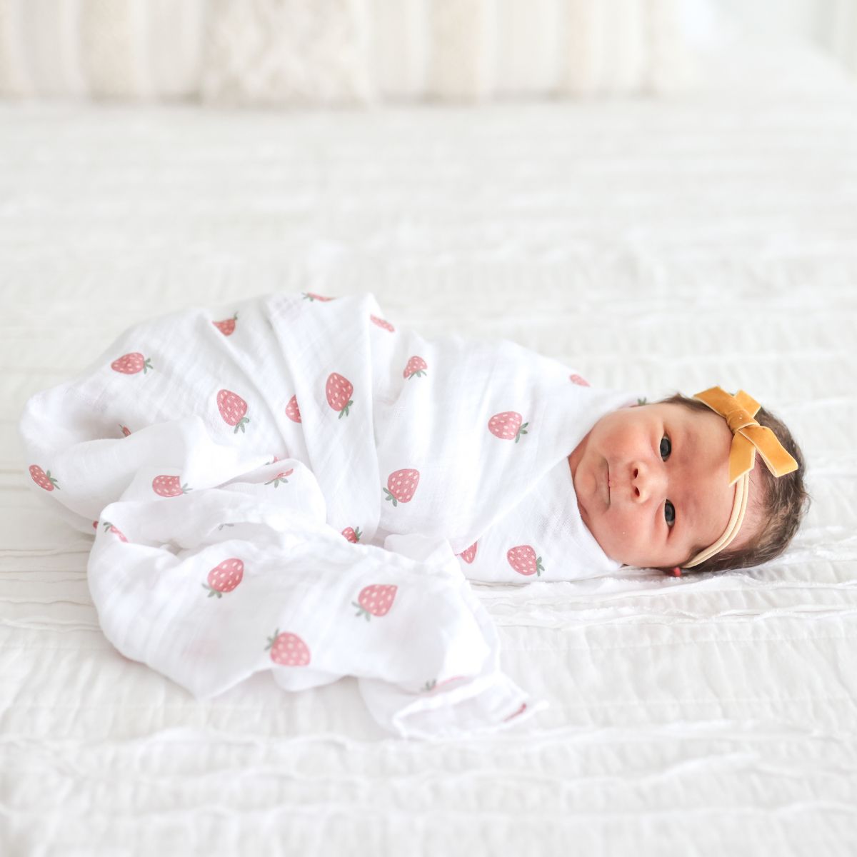 Lulujo Cotton Muslin Swaddles - Strawberry + Ballet Slipper 2 Pack - Princess and the Pea Boutique