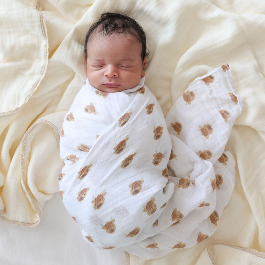 Lulujo Muslin Swaddle - Highland Cows - Princess and the Pea Boutique