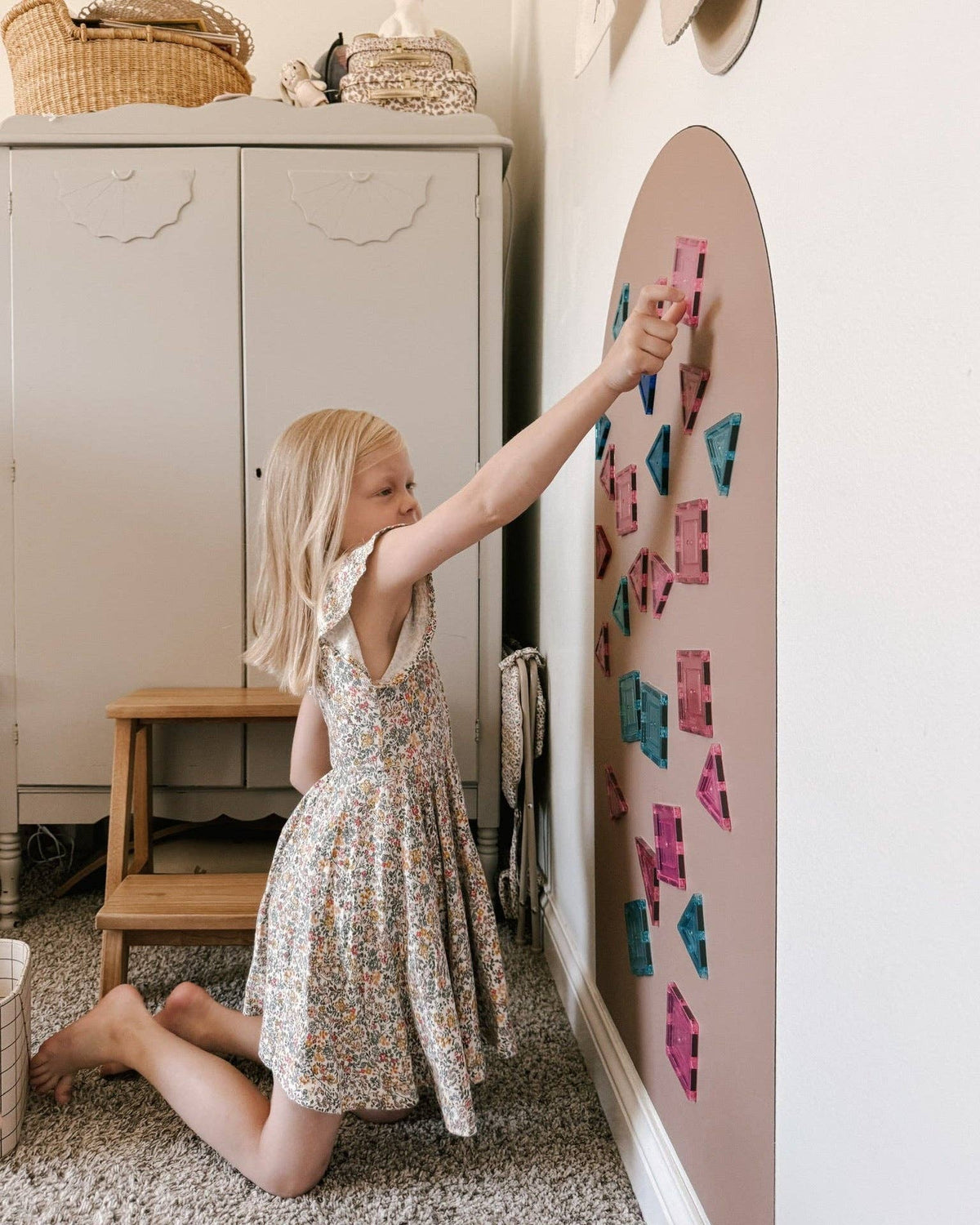 Magic Playwall - Arch Magnetic Wall Decal for Kids: Caramel - Princess and the Pea Boutique