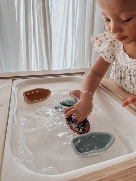 noüka Stacking Boats - Storm Set - Princess and the Pea Boutique