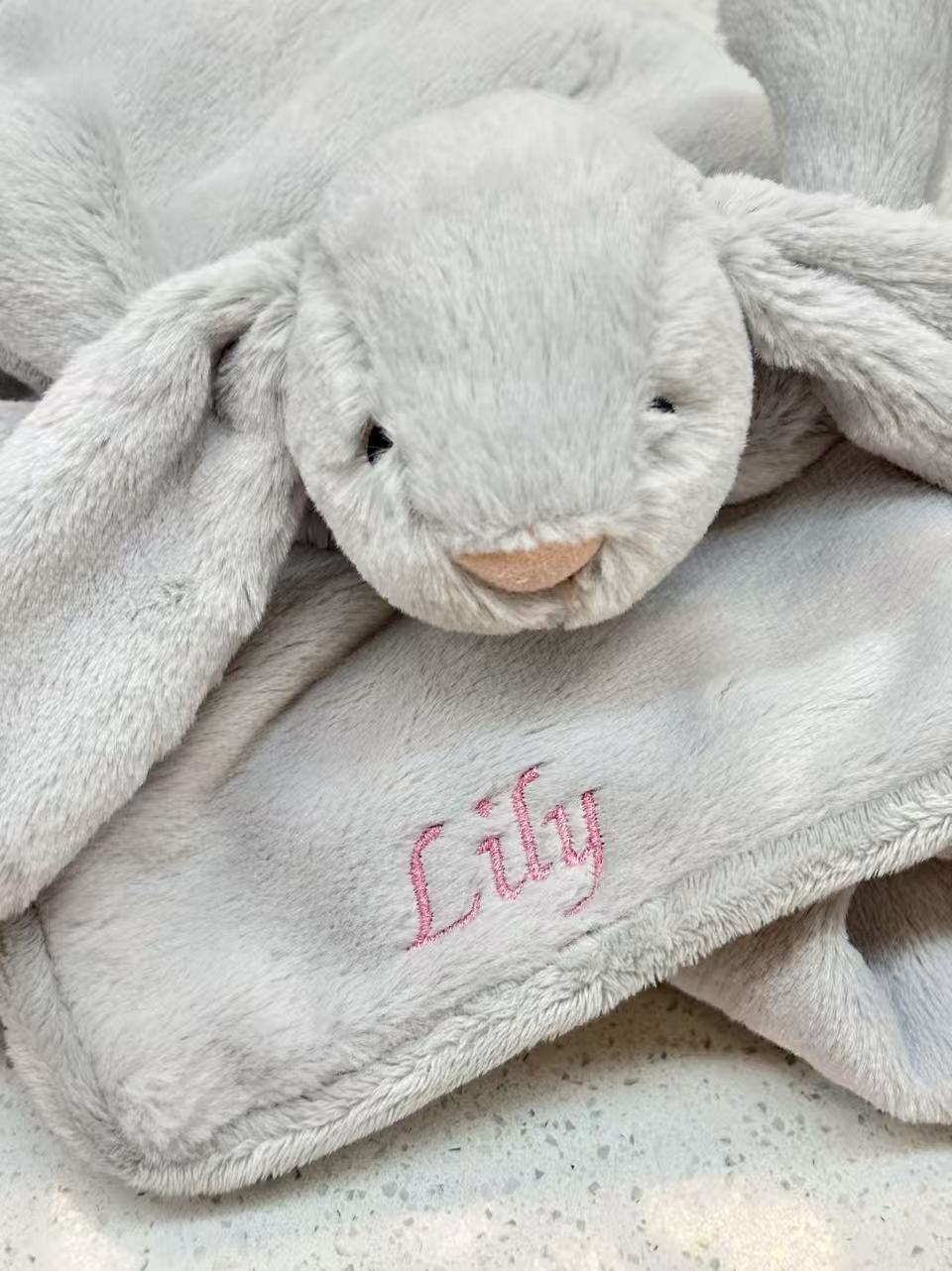 Personalized Embroidery – Add a Special Touch! ✨ - Princess and the Pea Boutique