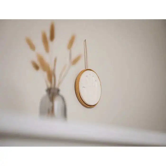 Wooden Medallion Keepsake - Princess and the Pea Boutique