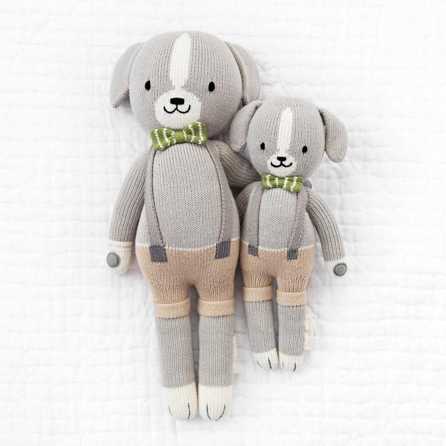 cuddle + kind Noah the dog - Little