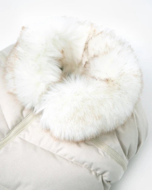 7AM Enfant Car Seat Cocoon - Tundra Heather Beige - White Faux Fur