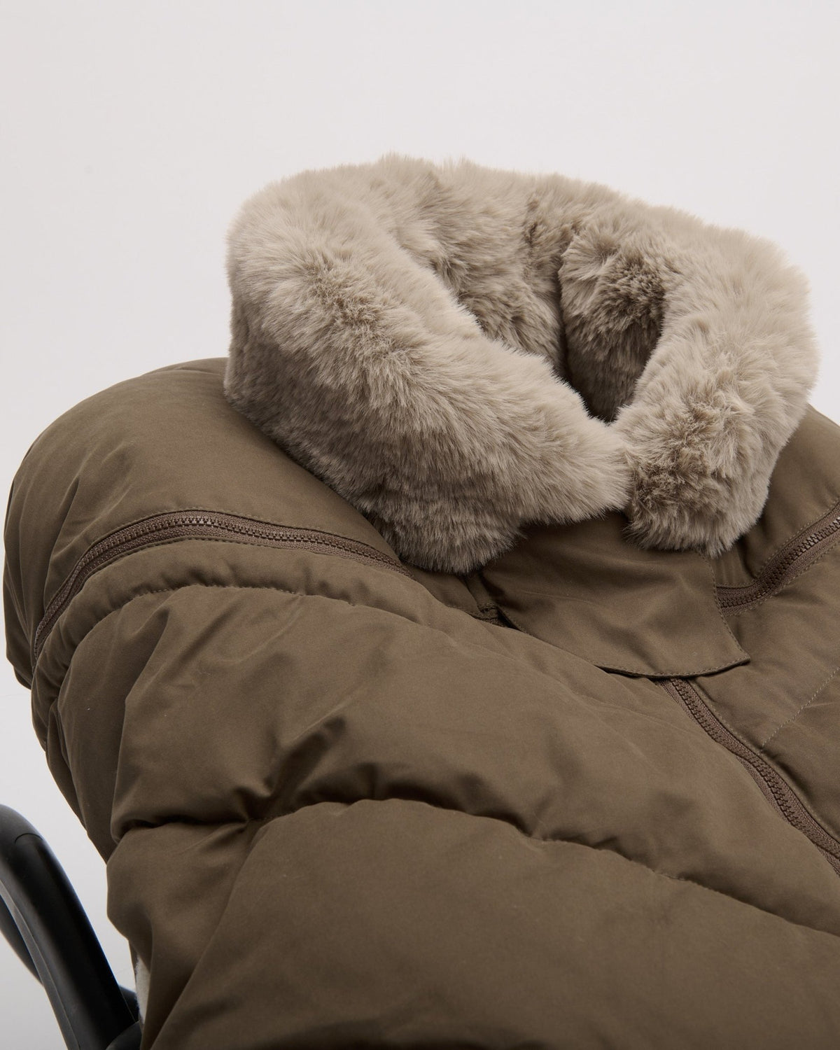 7AM Enfant Car Seat Cocoon - Helsinki Moss Brown Faux Fur - Princess and the Pea Boutique