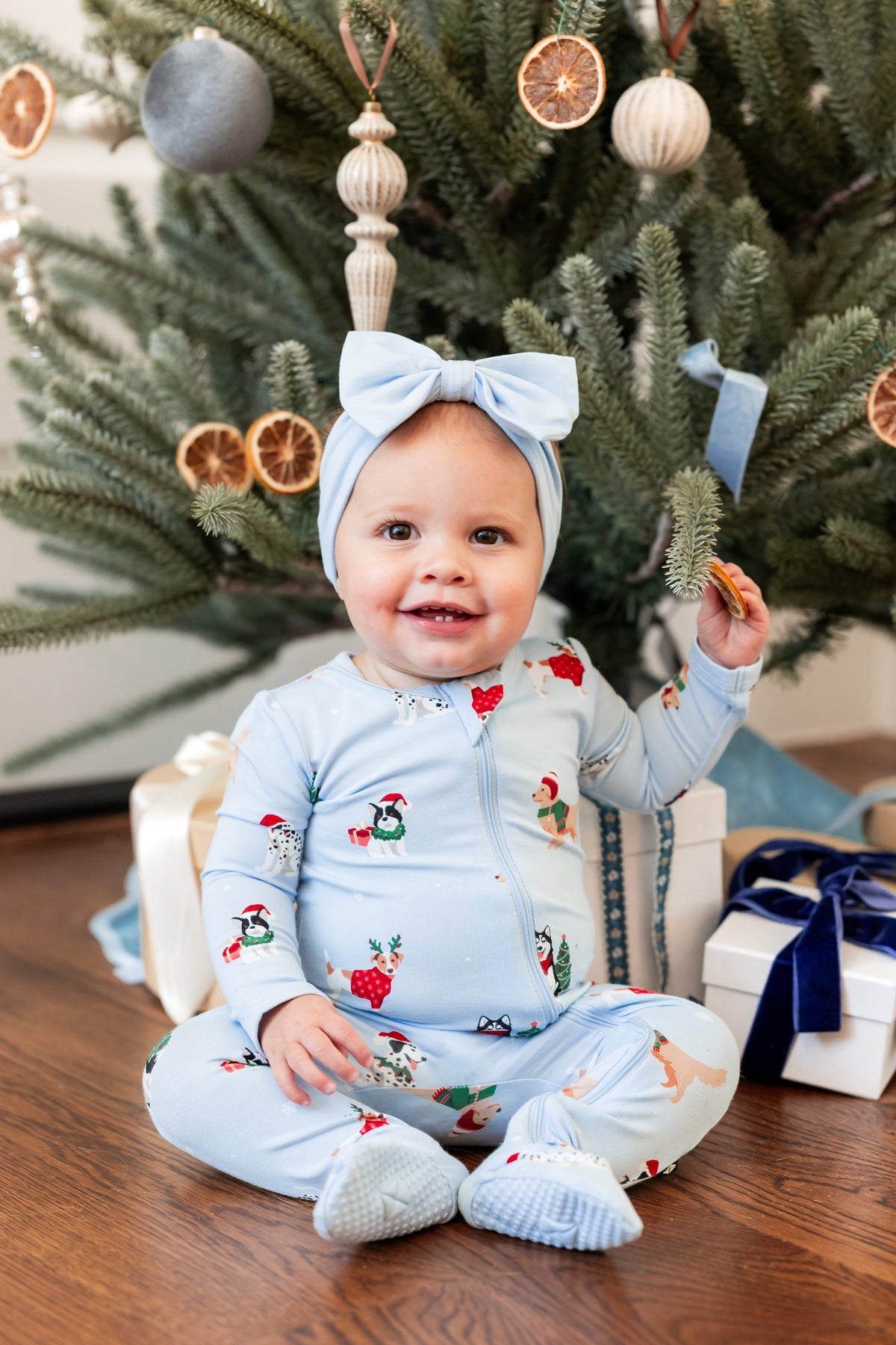 Kyte Baby Zippered Footie in Holiday Pups - Princess and the Pea Boutique