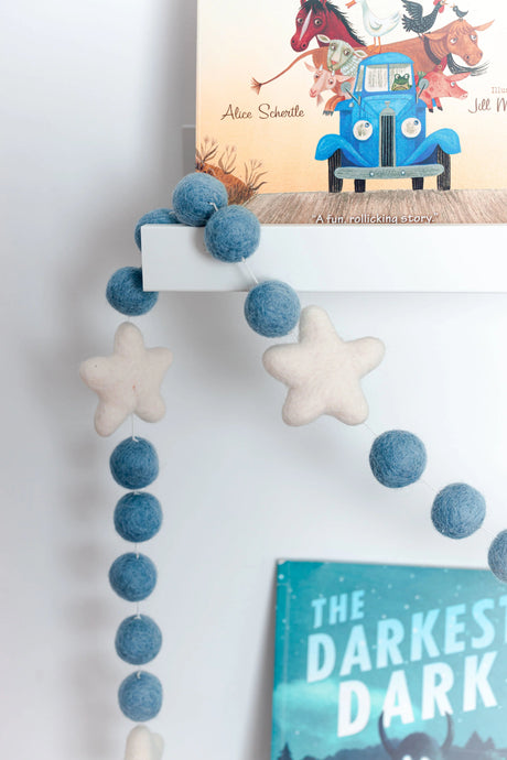 Lil North Co. White Stars and blue Felt Garland - Princess and the Pea Boutique