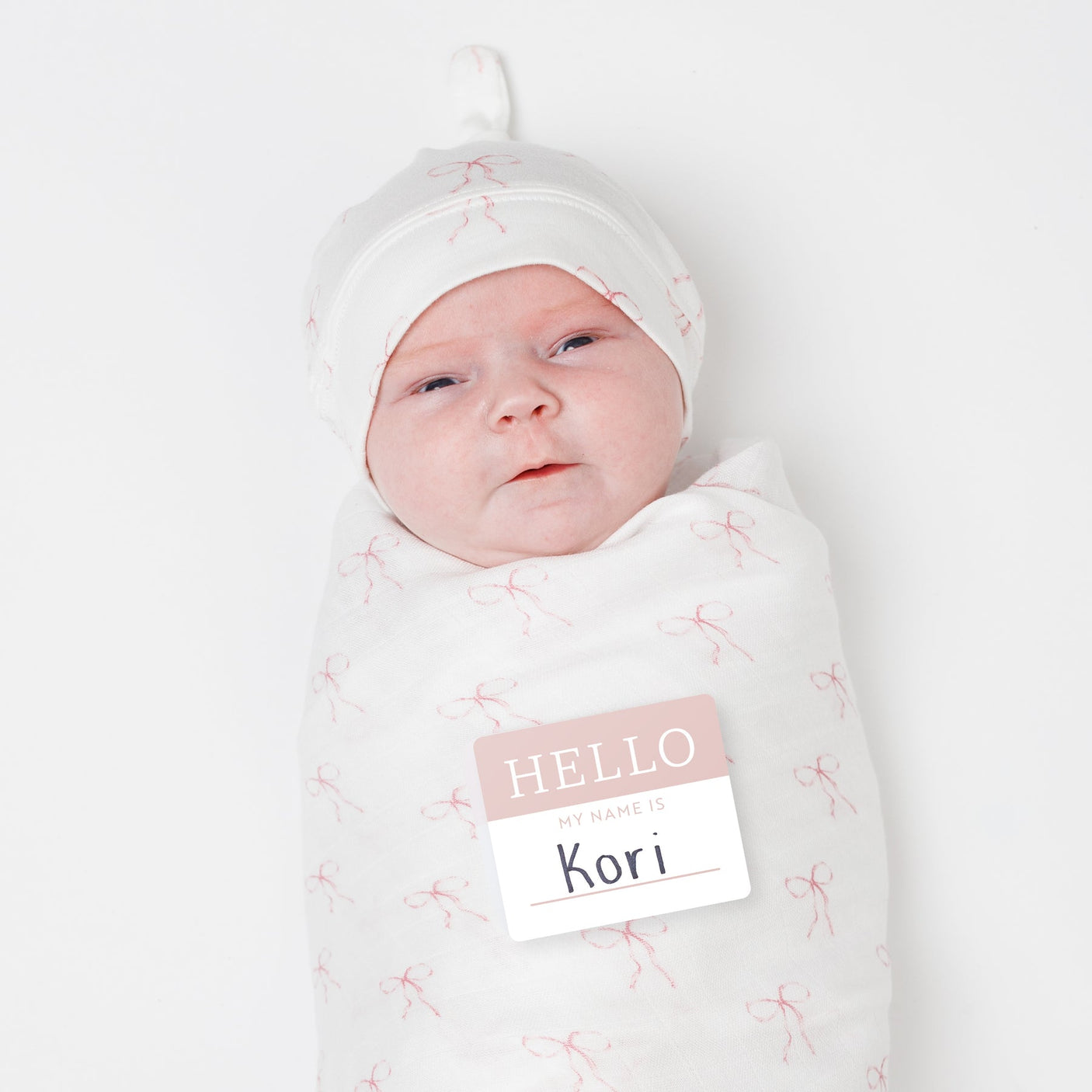 Lulujo Hello World Hat & Swaddle Sets - Bows - Princess and the Pea Boutique