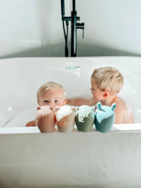 noüka Animals Bath Toys - Lake - Princess and the Pea Boutique