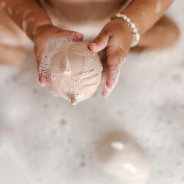 noüka Animals Bath Toys - Lake - Princess and the Pea Boutique