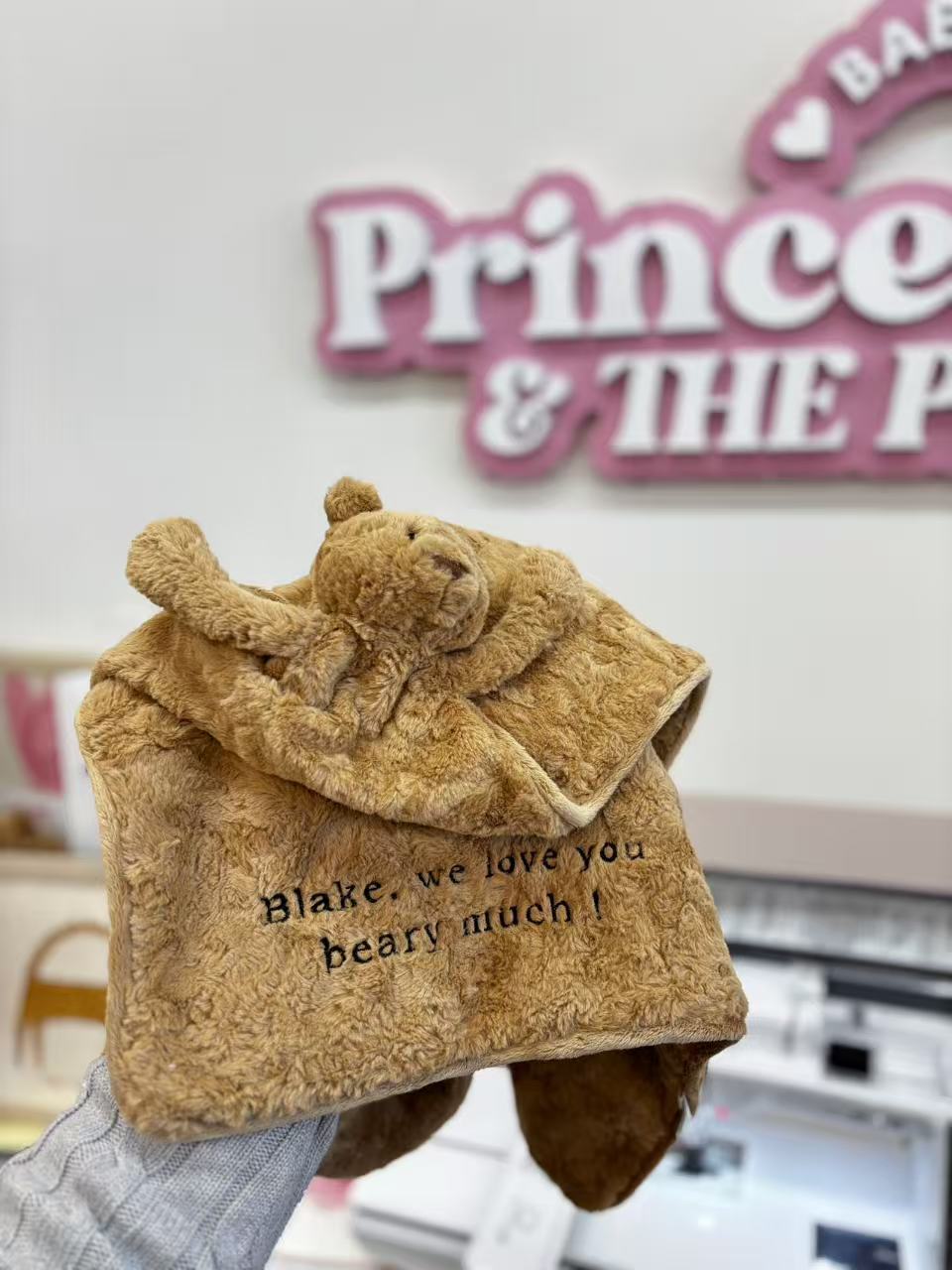 Personalized Embroidery – Add a Special Touch! ✨ - Princess and the Pea Boutique