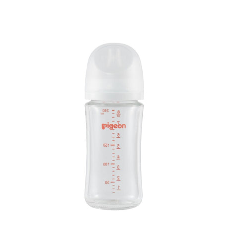 Piegon Glass Bottle 8oz (1 - Pack) with M Nipple (3M+) - Princess and the Pea Boutique