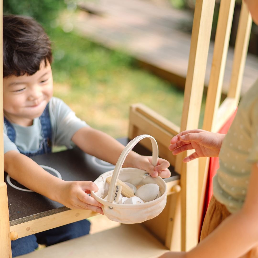 PlanToys Crack & Cook Egg Basket - Princess and the Pea Boutique