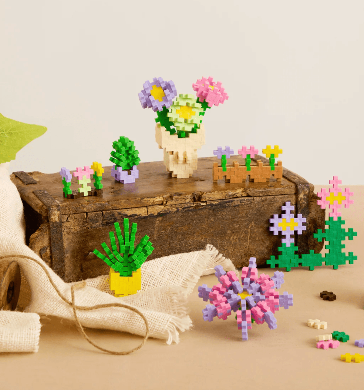 PlusPlus Learn To Build Flower Shop 600 pcs - Princess and the Pea Boutique