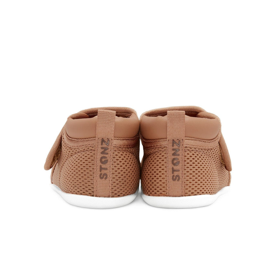 Brown walking outlet shoes