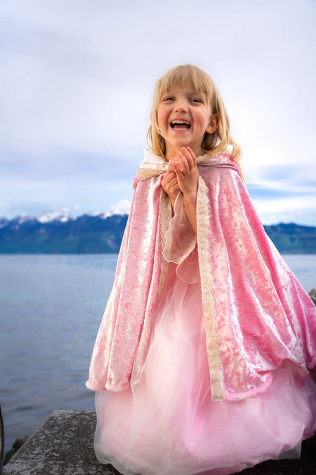 Great Pretenders - Deluxe Pink Rose Princess Cape - Princess and the Pea